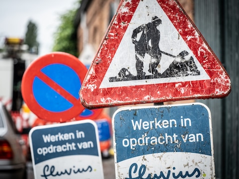 Drie weken verkeerslichten op doortocht N499 in Ursel: Fluvius voert werken uit