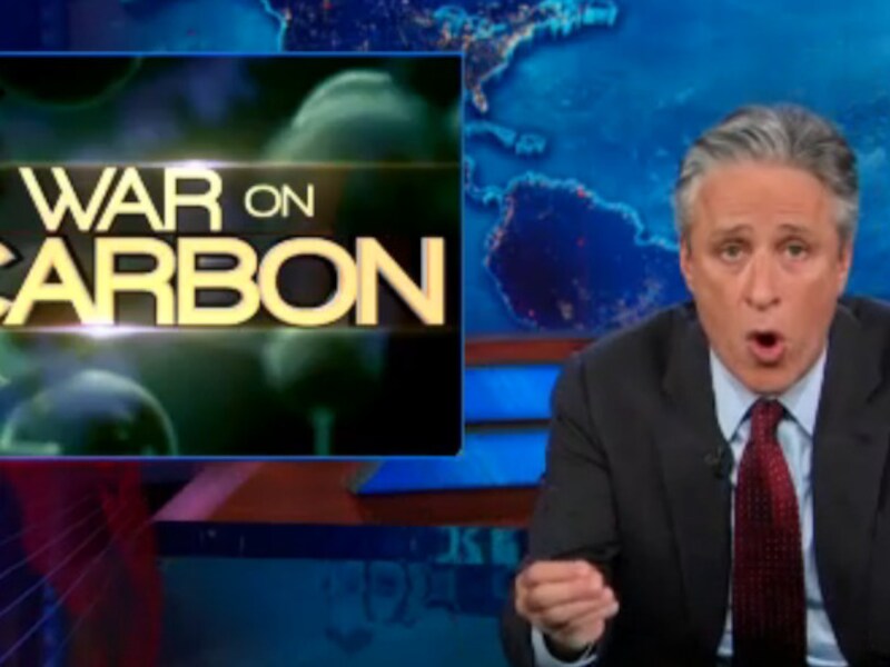 Jon Stewart over de 'War on Carbon'.