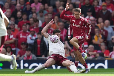 Nog geen doelpunten op Anfield, Trossard niet aan de aftrap bij Arsenal