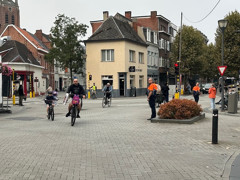 Nieuw circulatieplan doorstaat eerste schoolspits in Turnhout: “Alleen chaos in Zevendonk na ongeval op spoor”