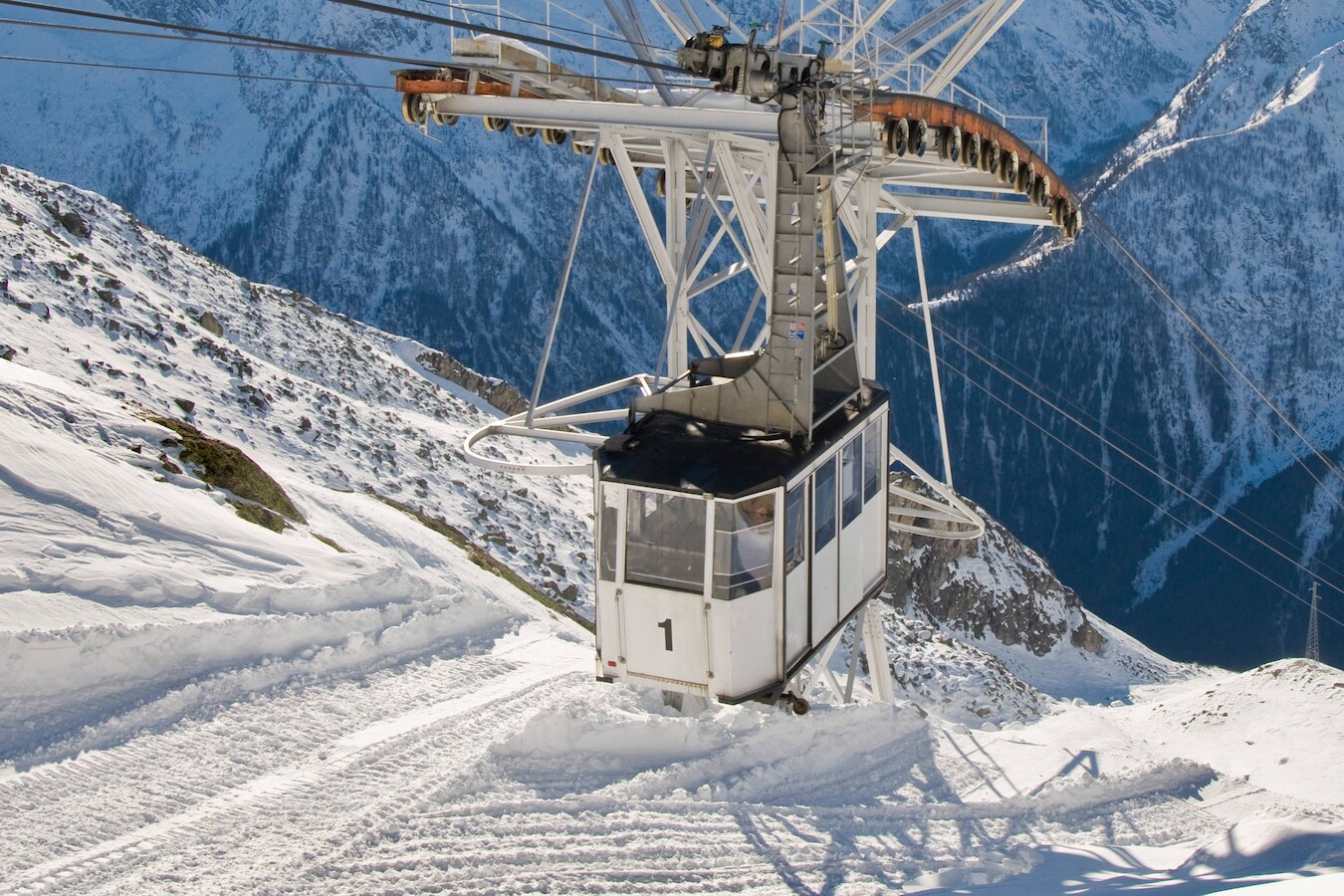 Ongeval met kabelbaan in Italiaanse Alpen: vier lichtgewonden ...