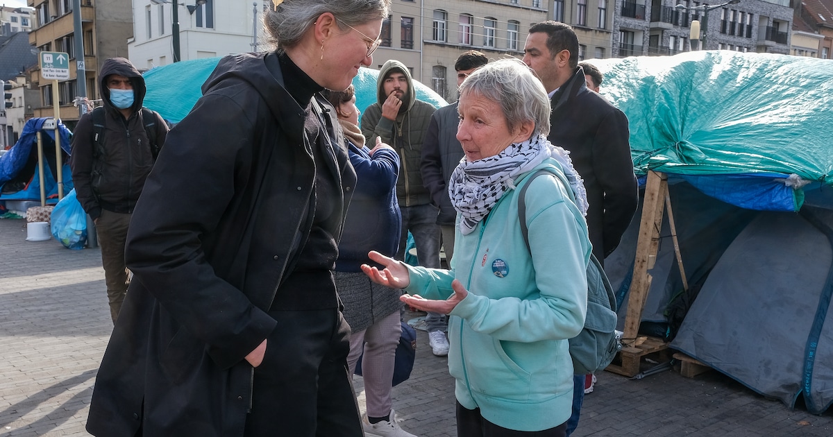PVDA-gemeenteraadslid Riet Dhont (75) keert terug naar Brusselse ...