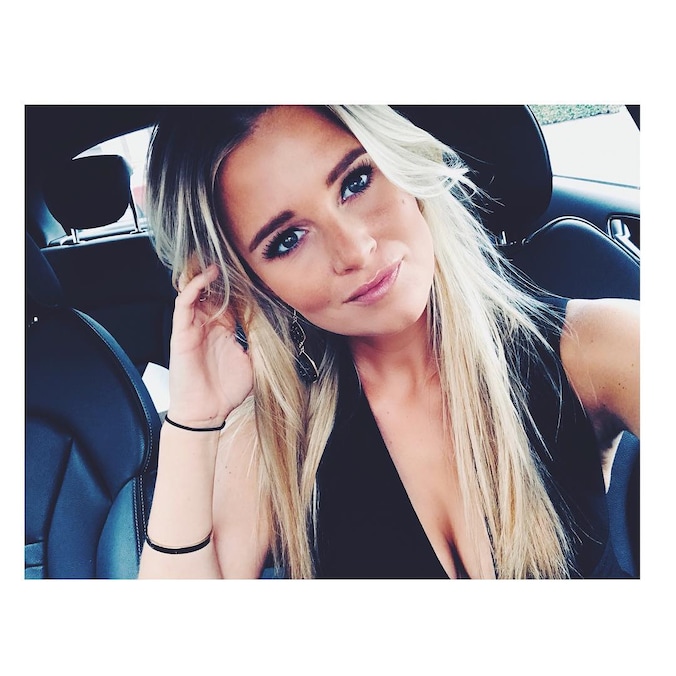 Maak kennis met Roxanne, het ravissante lief van Mathieu van der Poel ...