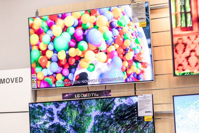 Als je veel tv kijkt, is het een goed idee om bij de aankoop van een nieuw toestel op het stroomverbruik  te letten.