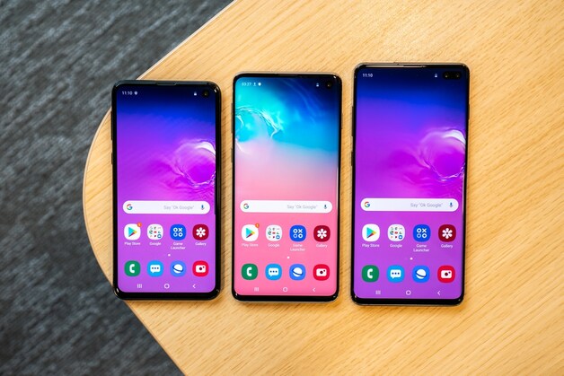De drie varianten van de nieuwe Samsung Galaxy S10: de S10e, de reguliere S10, en de S10+.