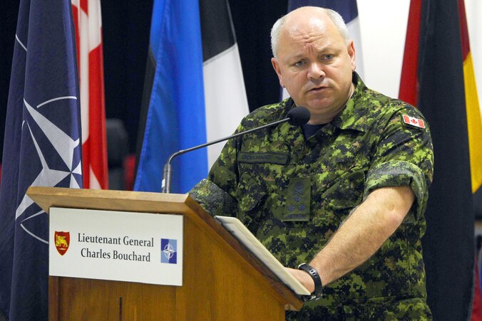 Charles Bouchard, bevelhebber van operatie 'Unified Protector' in Libië.