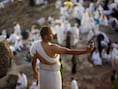 IN BEELD: 2,4 miljoen moslims verzamelen voor hoogtepunt van bedevaart naar Mekka
