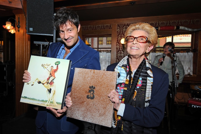 Josée Schoepen in 2011 met haar zoon Tom.