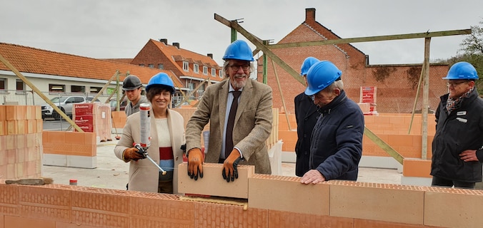 Tien sociale woningen op vroegere site van rijkswachthuisjes | Regio ...