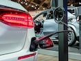 Zo fiscaal aantrekkelijk zijn elektrische en hybride wagens: alleen wie met een ‘echte’ plug-in rijdt gaat er op vooruit