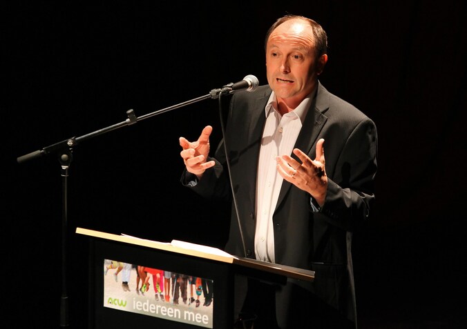 Patrick Develtere.