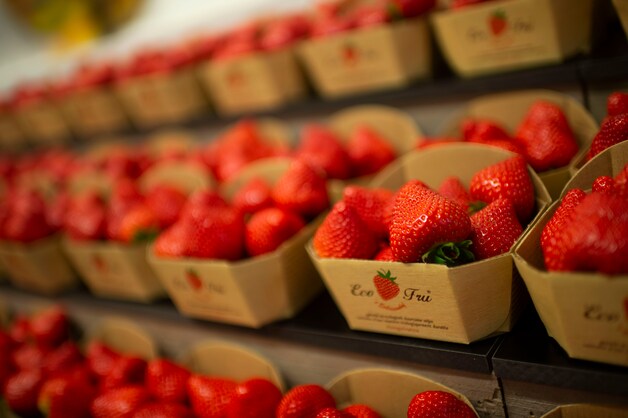 Hoogstraatse aardbeienteler opent winkeltje in ‘t Stad: “’s Morgens ...
