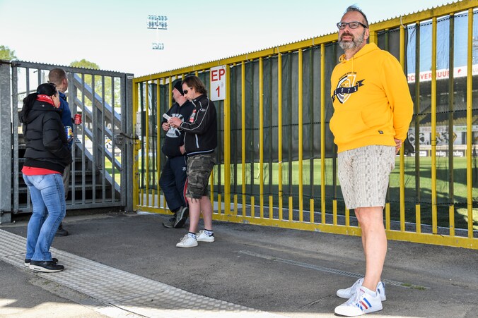 Erik Tolner (rechts) blijft Sporting trouw, ook als de club straks op een lager niveau terugkeert.
