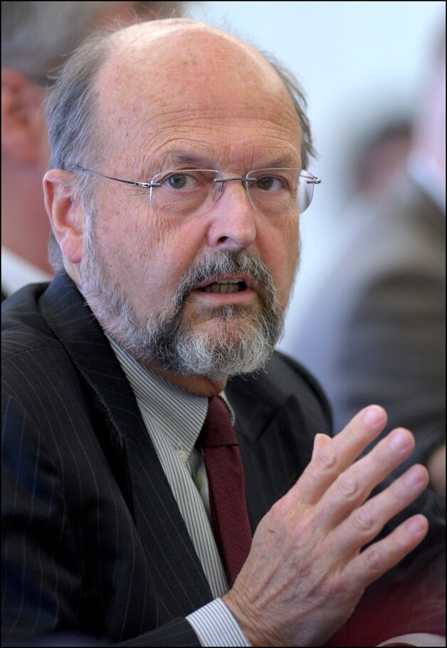 Luc Coene.