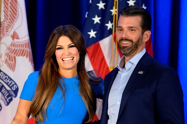 Kimberly Guilfoyle en Donald Trump Jr. 
