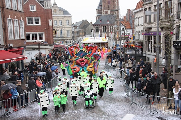 Een sfeerbeeldje van het carnaval in Tielt in 2019. Dat was meteen ook de meest recente editie.