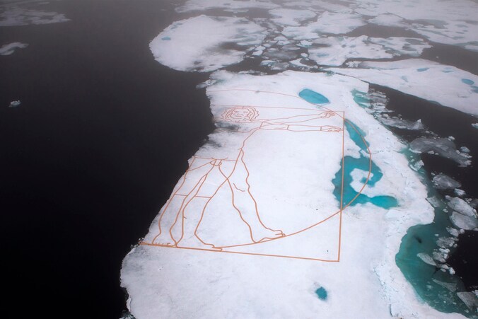 Greenpeace illustreerde het smelten van het Noordpoolijs in 2011 met de 'Vitruviusman' van Leonardo da Vinci.