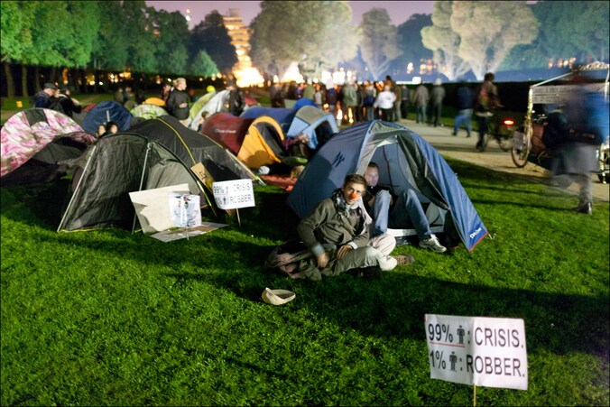 De Indignados brachten al twee nachten door in het Brusselse Jubelpark.