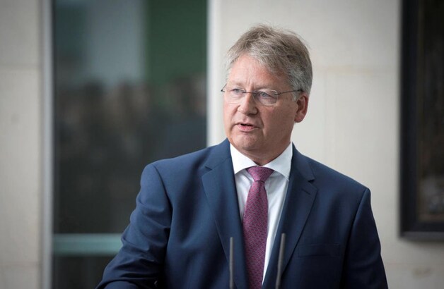 de baas van de Duitse buitenlandse inlichtingendienst (BND) Bruno Kahl