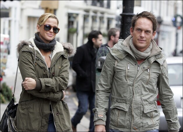 Sarah en Theo in Londen, enkele weken voor hun vechtpartij op nieuwjaarsnacht.