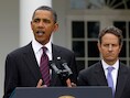 Timothy Geithner (R) wil niet aanblijven als minister van Financiën.