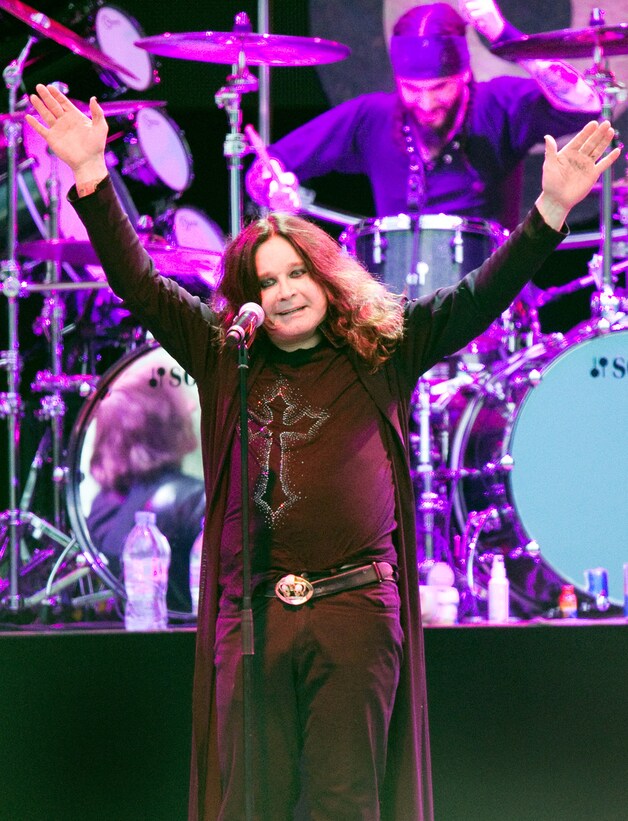 Goeie band, een arsenaal aan classics, maar Ozzy Osbourne zelf had een lastige avond.