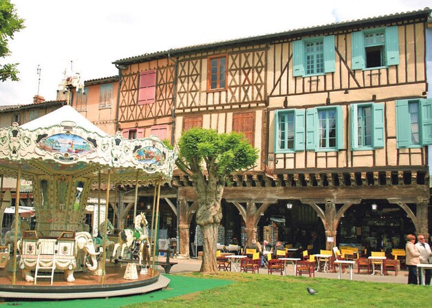 Knap gerestaureerde vakwerkhuizen in Mirepoix.