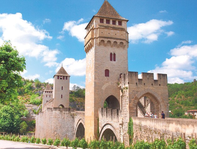 De middeleeuwse brug van Cahors.