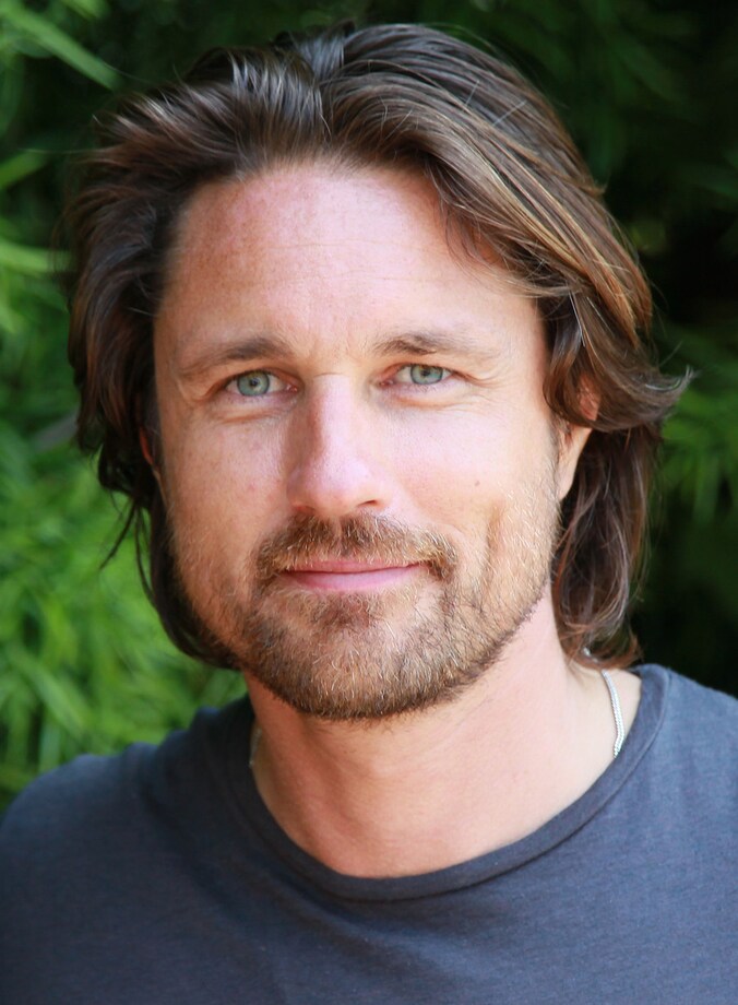 Martin Henderson