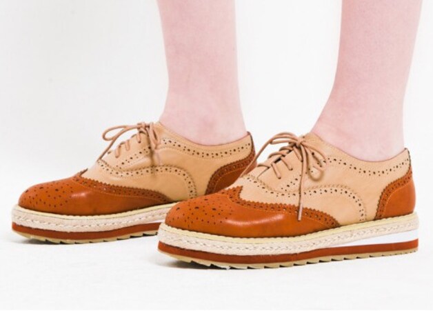 De mannenschoen met plateauzool bij Stylistpick.com.