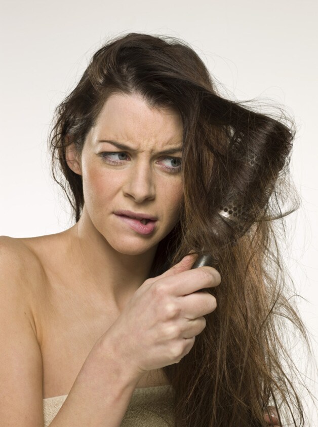 Terwijl één vrouw op de tien zich fantastisch voelt wanneer ze kan paraderen op haar killer heels, zorgt een 'bad hair day' voor een serieuze humeurbummer.