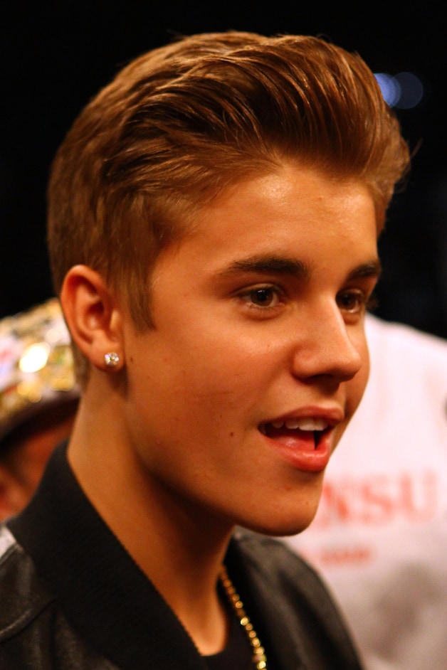 Justin Bieber met een kuifje.