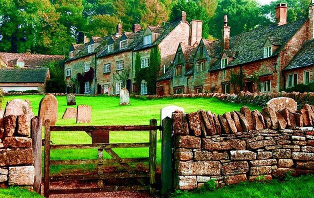 Het dorpje Snowshill in de Cotswolds. De idyllische streek viert 400 jaar Olimpicks.