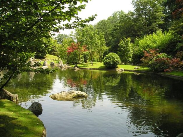 De Japanse tuin brengt je tot rust en laat je kennismaken met de oosterse cultuur.