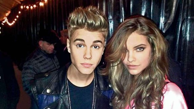 Deze foto van Justin met model Barbara Palvin schoot Selena in het verkeerde keelgat.
