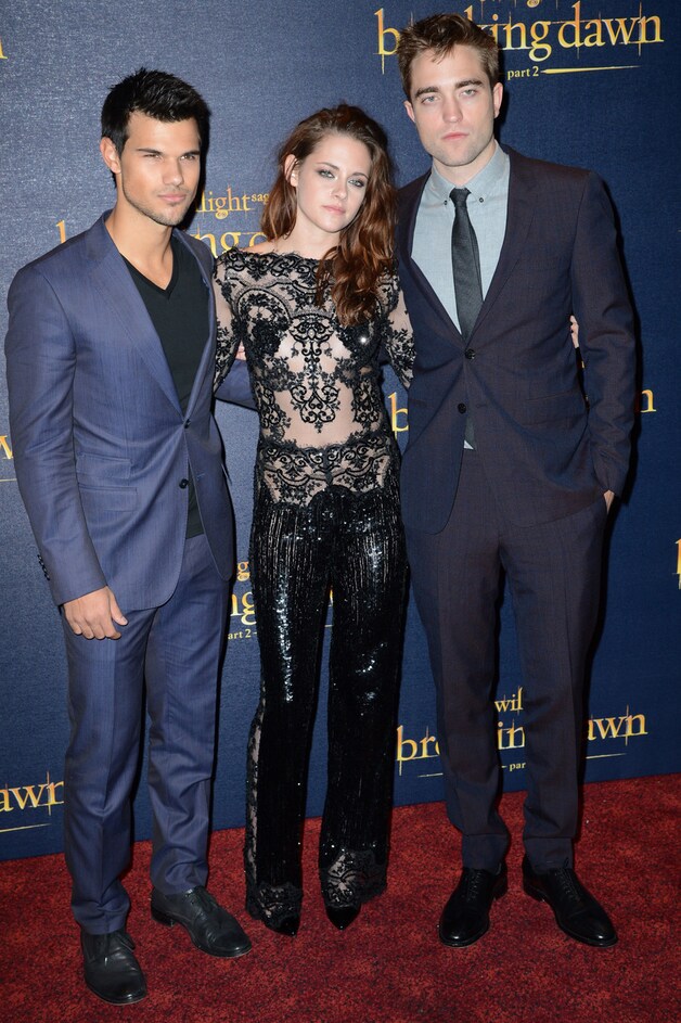 Taylor, Kristen en Robert poseren samen