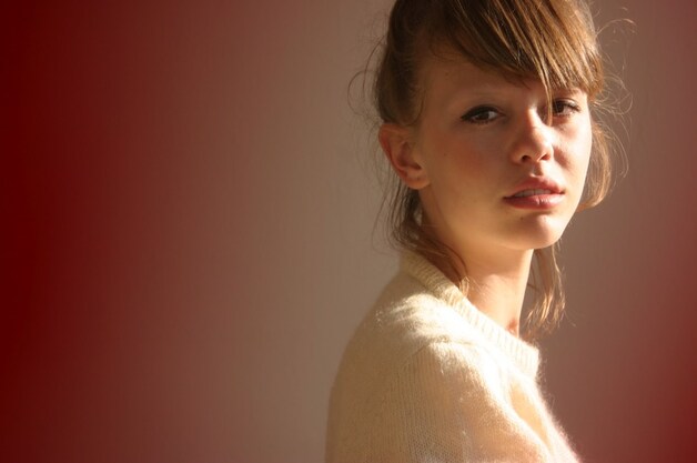 Mia Goth.