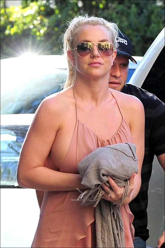 Britney Spears toont hoe het niét moet.