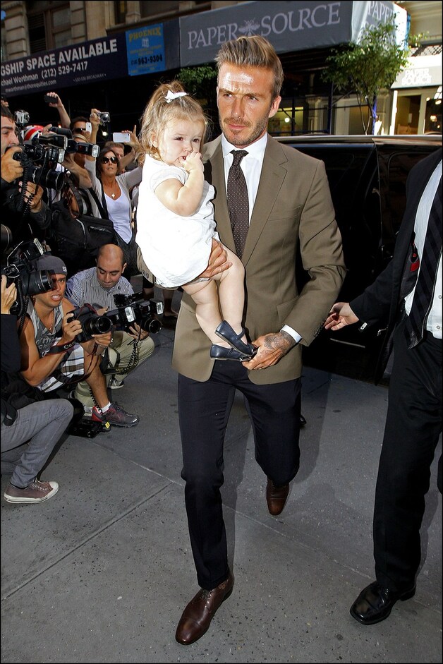David en Harper, met de zwarte pumps van Zara.