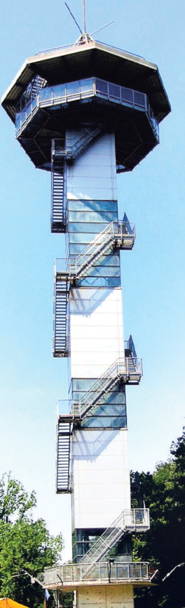 Boudewijntoren op Drielandenpunt