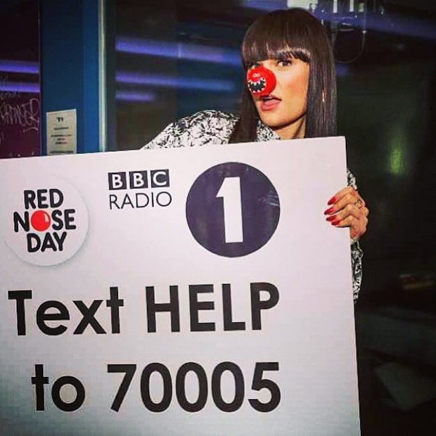 Jessie J roept mensen op om Red Nose Day te steunen