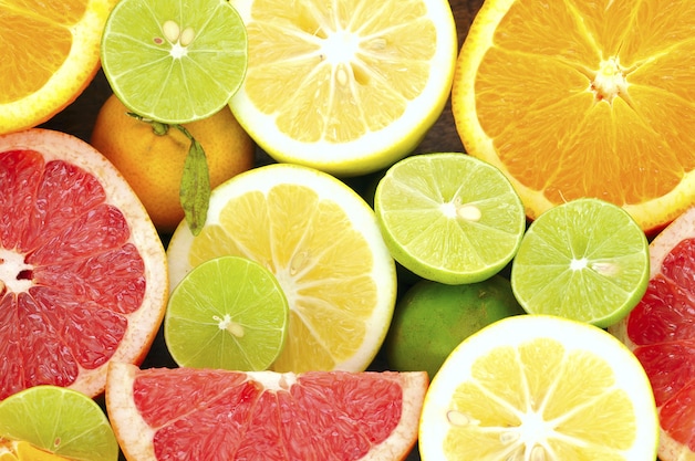 Te vermijden: het zuur van citrusvruchten.