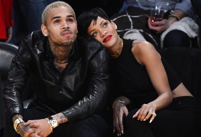 Chris en Rihanna in december 2012.