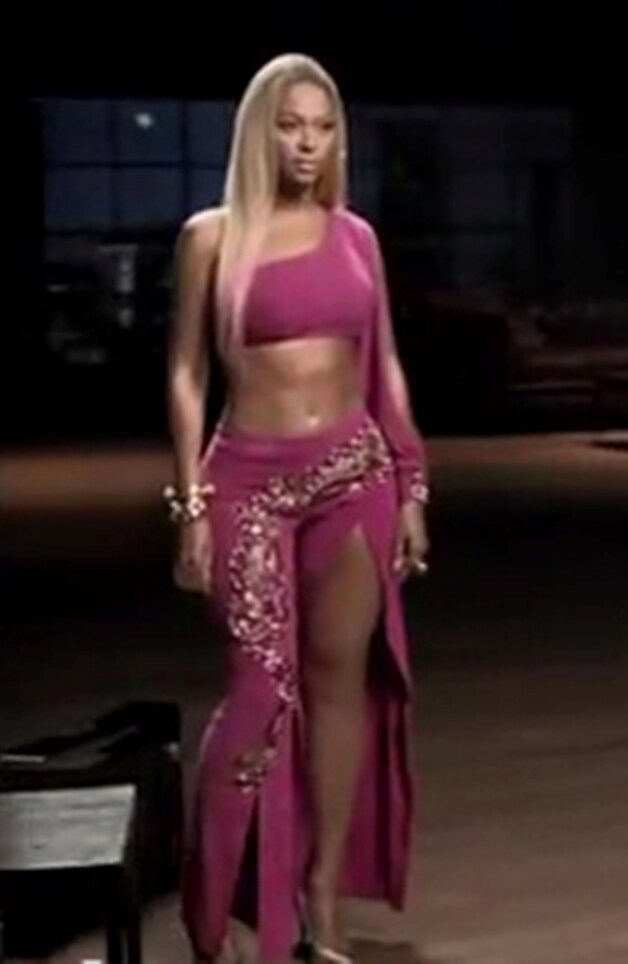 De Beyoncé uit Bootylicious.