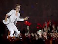 Justin Bieber tijdens een concert in het Gelredome.