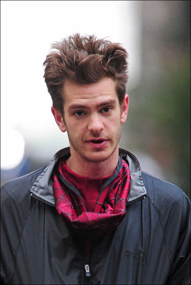 Andrew Garfield op de set van Spiderman 2