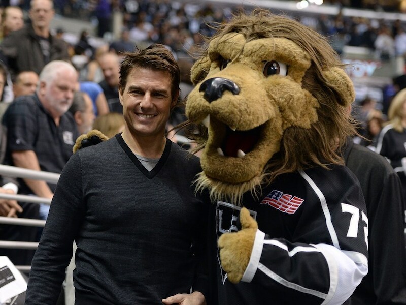 Tom Cruise vorige week in Los Angeles op de tribune bij een ijshockeywedstrijd van de LA Kings.