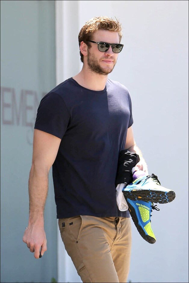 Liam Hemsworth.