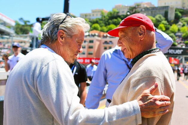 Douglas met Niki Lauda vorige week zondag tijdens de GP F1 in Monaco.