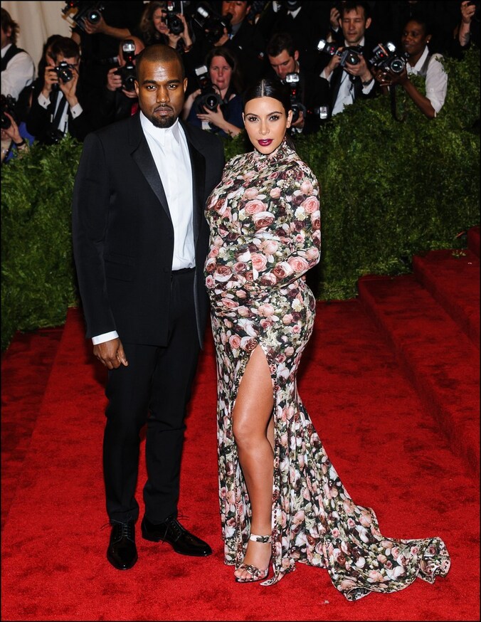 Kanye en Kim faken hun relatie voor de boekjes